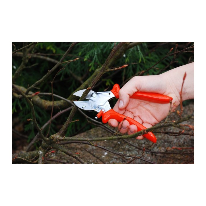 Löwe rávágós metszőolló hajlított nyéllel 5107 Löwe rávágós metszőolló hajlított nyéllel 5107