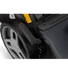 STIGA benzines fűnyíró COMBI 753 S